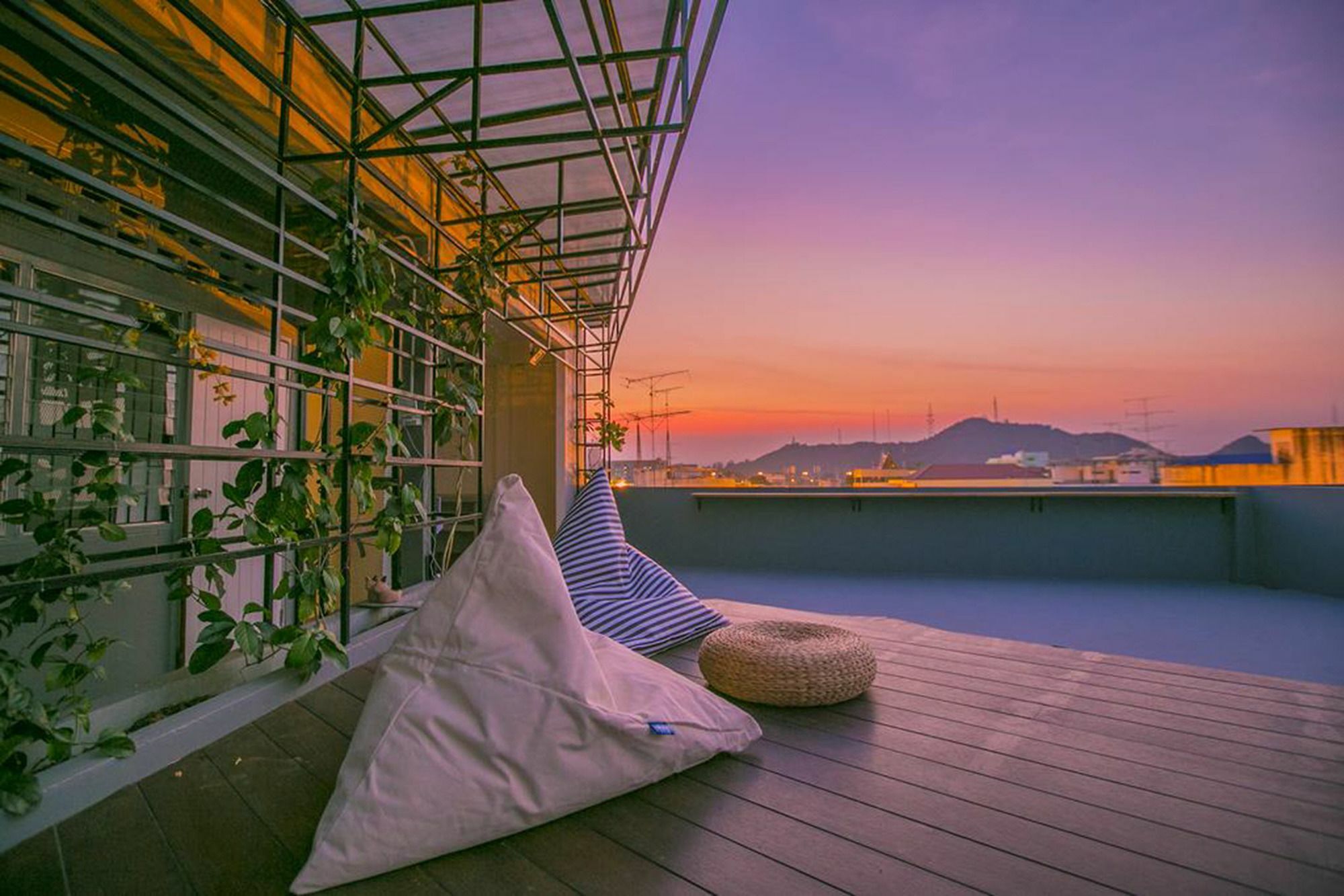 Chedi View Hostel Phetchaburi Extérieur photo